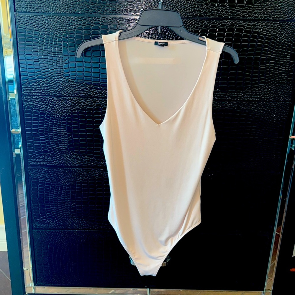 Express Bodysuit light pink medium